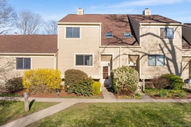 Beach Condo For Sale in Old Saybrook, Connecticut