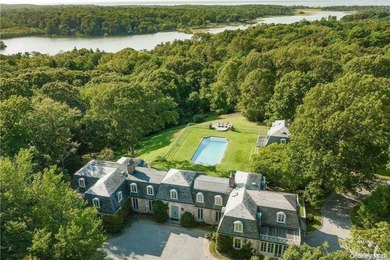 Beach Home For Sale in Mill Neck, New York