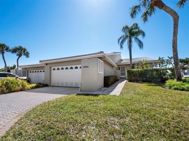 Beach Condo For Sale in Longboat Key, Florida