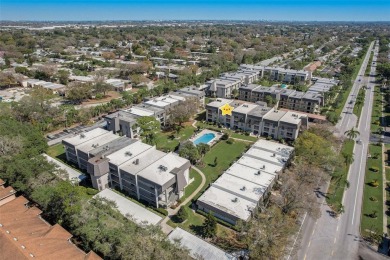 Beach Condo For Sale in Seminole, Florida