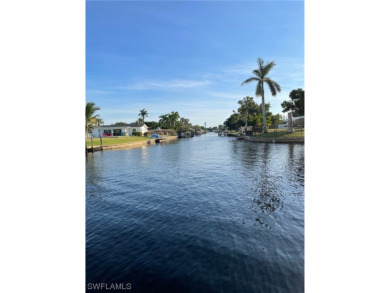 Beach Condo For Sale in Cape Coral, Florida