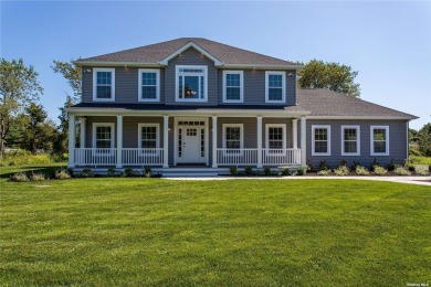 Beach Home For Sale in Hampton Bays, New York