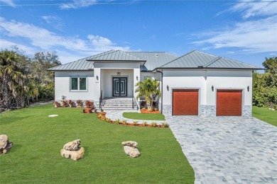 Beach Home For Sale in Port Charlotte, Florida