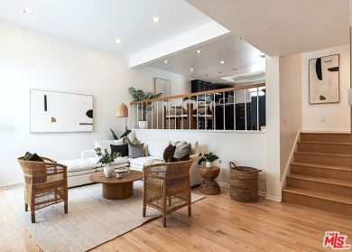 Beach Condo For Sale in Marina Del Rey, California