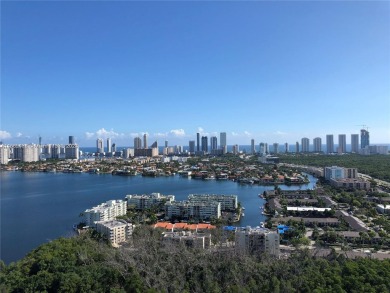 Beach Condo For Sale in North Miami Beach, Florida