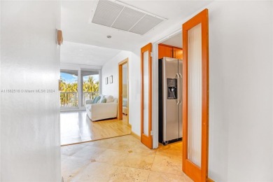 Beach Condo For Sale in Miami Beach, Florida