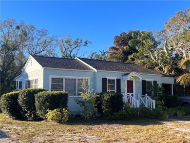 Beach Townhome/Townhouse For Sale in Vero Beach, Florida