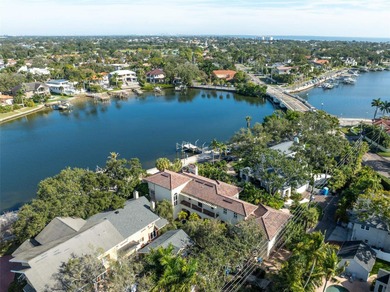 Beach Home For Sale in St. Petersburg, Florida