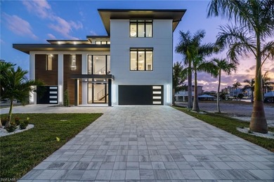 Beach Home For Sale in Naples, Florida