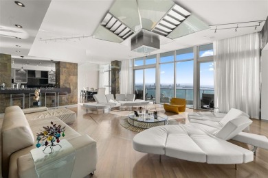 Beach Condo For Sale in Miami, Florida