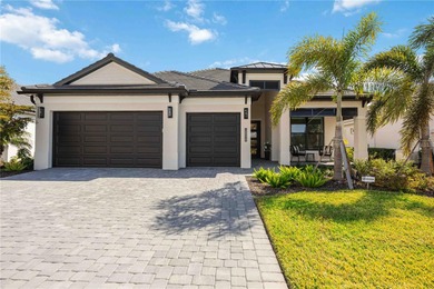 Beach Home Sale Pending in Venice, Florida