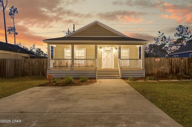 Beach Home For Sale in Panama City, Florida