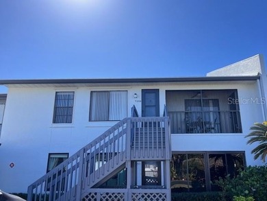 Beach Condo Sale Pending in Bradenton, Florida