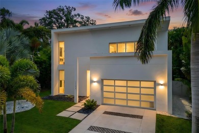 Beach Home For Sale in Sarasota, Florida