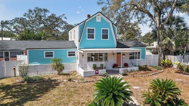 Beach Home For Sale in St. Petersburg, Florida