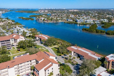 Beach Condo For Sale in Sarasota, Florida