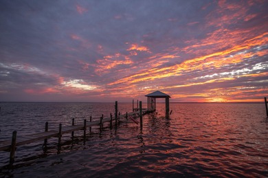 Beach Home Sale Pending in Santa Rosa Beach, Florida