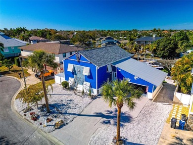 Beach Home For Sale in Bradenton, Florida