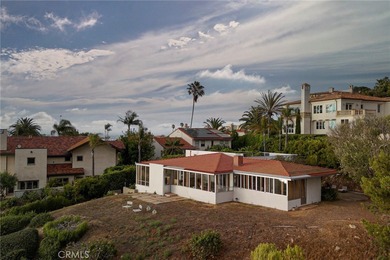 Beach Home For Sale in Palos Verdes Estates, California