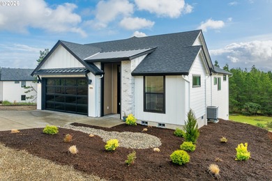 Beach Home For Sale in Manzanita, Oregon