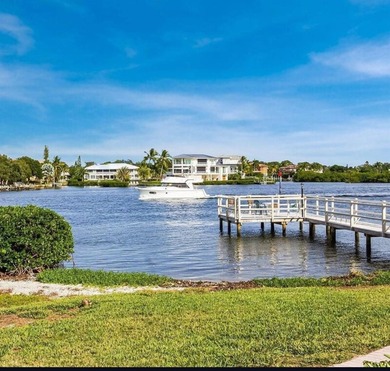 Beach Condo For Sale in Sarasota, Florida