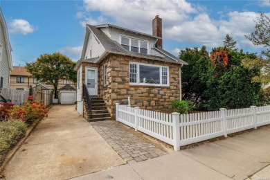 Beach Home For Sale in Long Beach, New York