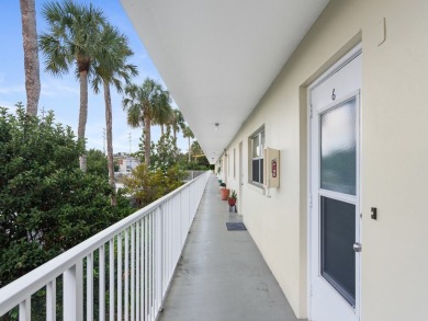 Beach Home For Sale in Vero Beach, Florida