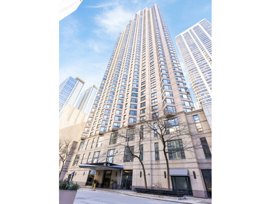 Beach Condo For Sale in Chicago, Illinois