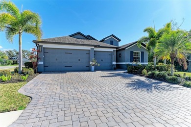 Beach Home For Sale in Bradenton, Florida