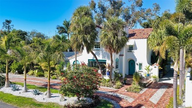 Beach Home For Sale in Sarasota, Florida