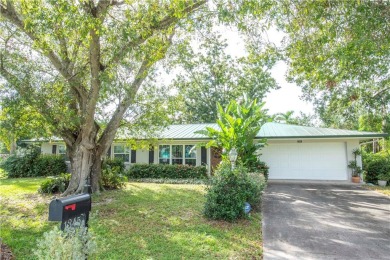 Beach Home Sale Pending in Vero Beach, Florida