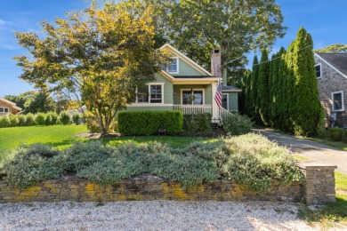 Beach Home For Sale in New Suffolk, New York