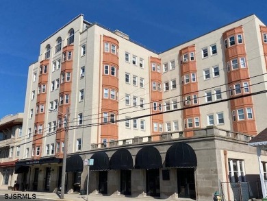 Beach Condo For Sale in Ocean City, New Jersey