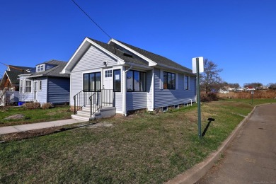 Beach Home For Sale in East Haven, Connecticut