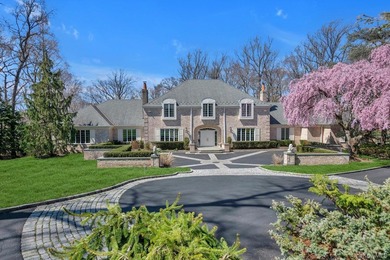Beach Home For Sale in Lattington, New York