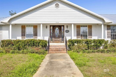 Beach Home For Sale in Fairhope, Alabama