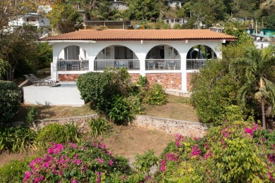Beach Home For Sale in Taboga,
