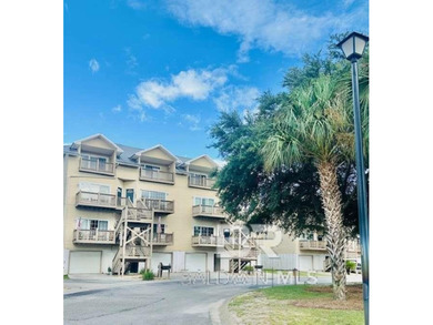 Beach Condo For Sale in Daphne, Alabama
