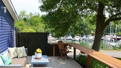 Beach Home For Sale in Greenport, New York