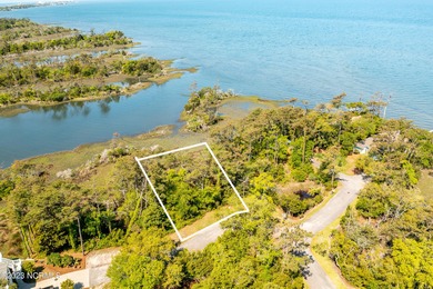 Beach Lot For Sale in Pine Knoll Shores, North Carolina