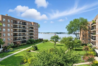 Beach Home For Sale in Beechhurst, New York