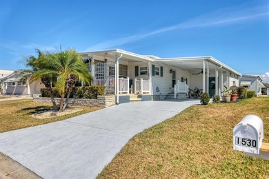 Beach Home For Sale in Ellenton, Florida