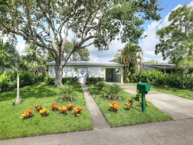 Beach Home For Sale in Vero Beach, Florida