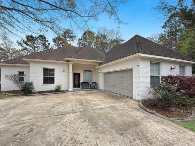 Beach Home For Sale in Diamondhead, Mississippi
