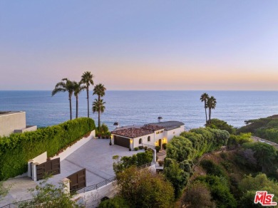 Beach Home For Sale in Malibu, California
