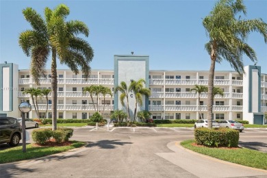 Beach Condo For Sale in Boca Raton, Florida