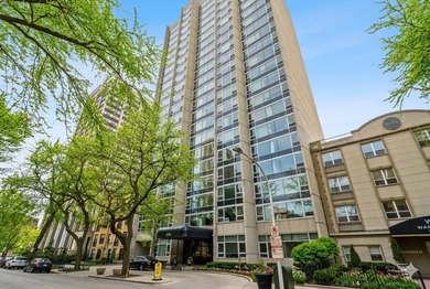 Beach Condo For Sale in Chicago, Illinois