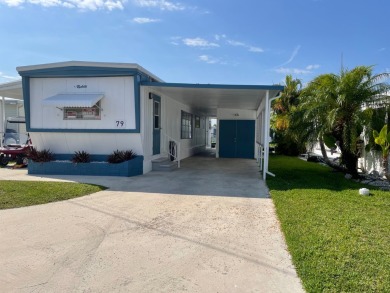 Beach Home For Sale in Fort Myers, Florida