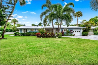 Beach Home For Sale in Sarasota, Florida
