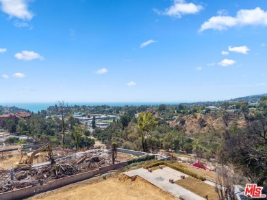 Beach Lot For Sale in Pacific Palisades, California